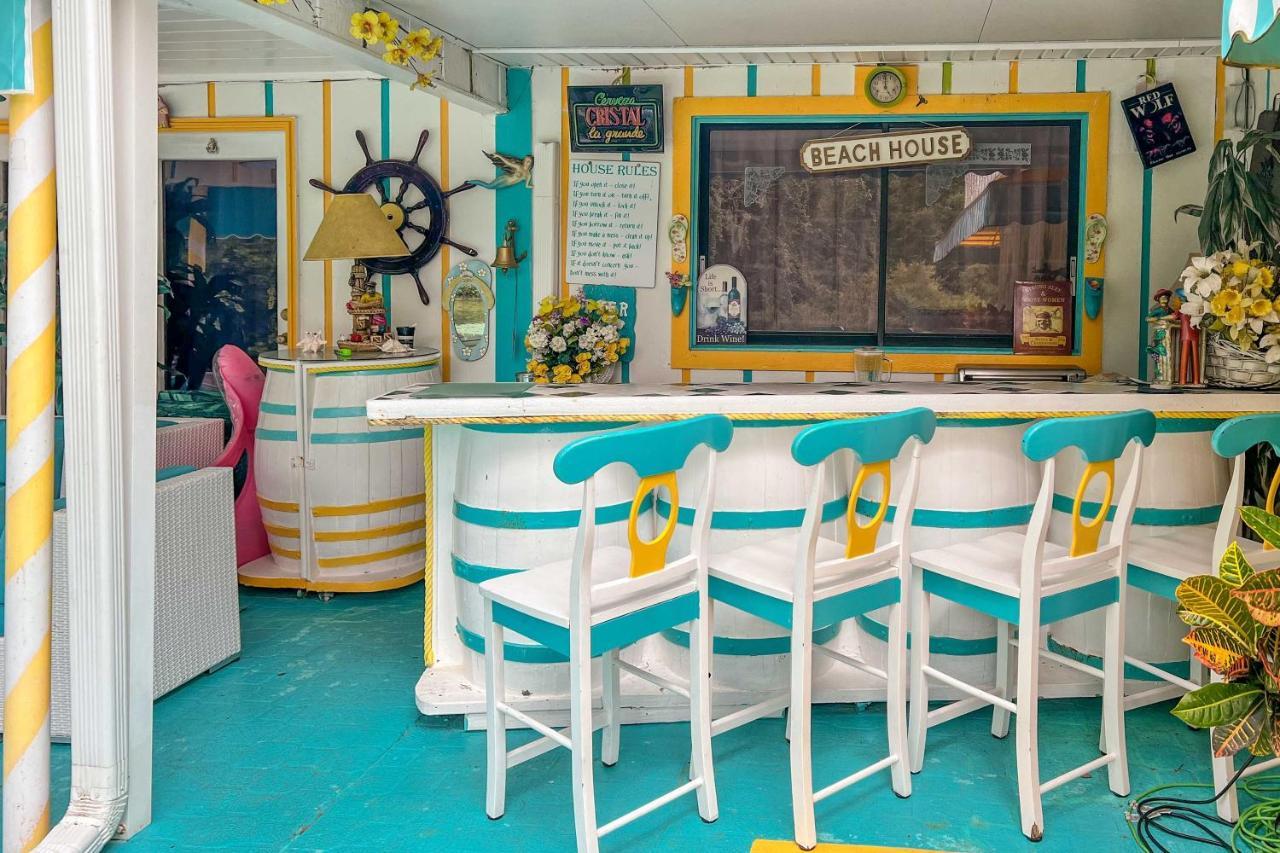Pams Mermaid House With Riverfront Yard And Lanai! Weeki Wachee Exterior foto
