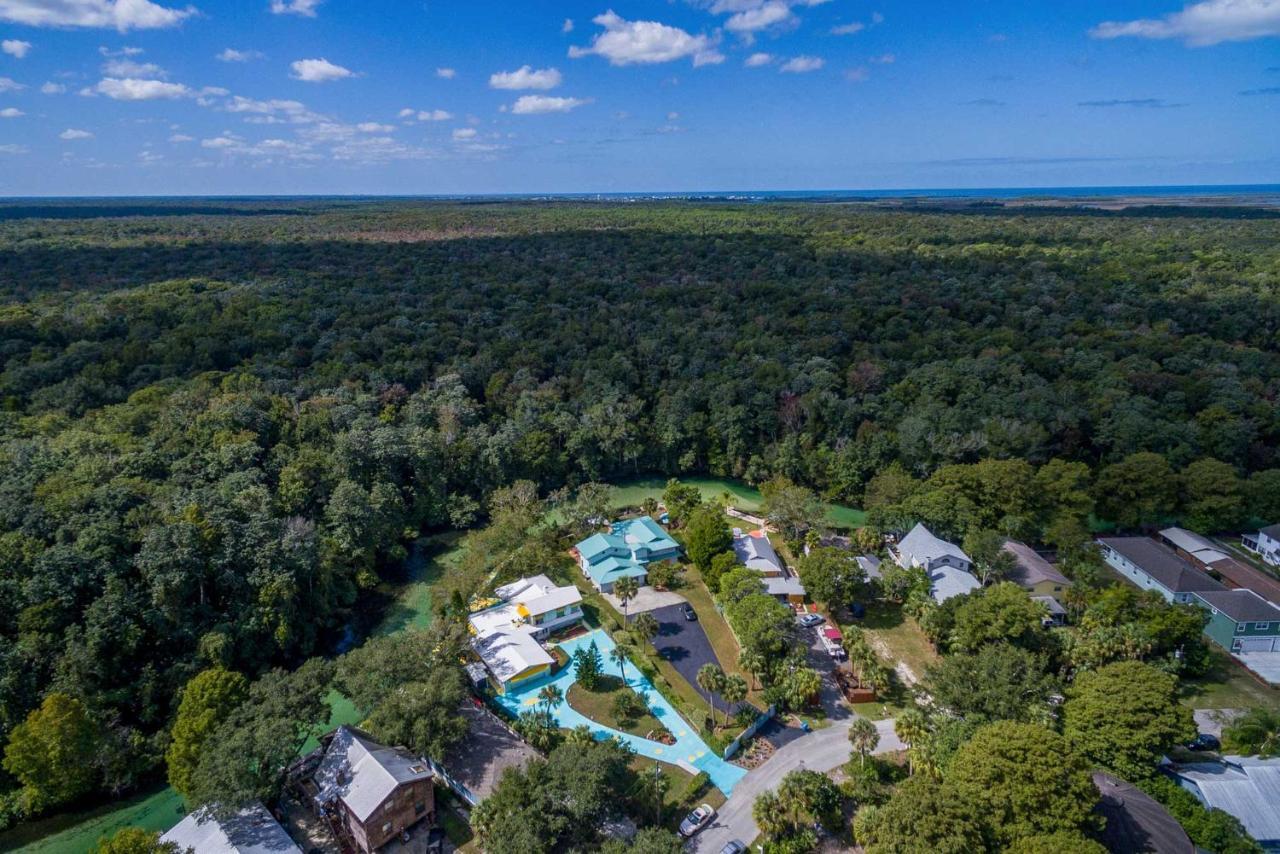 Pams Mermaid House With Riverfront Yard And Lanai! Weeki Wachee Exterior foto