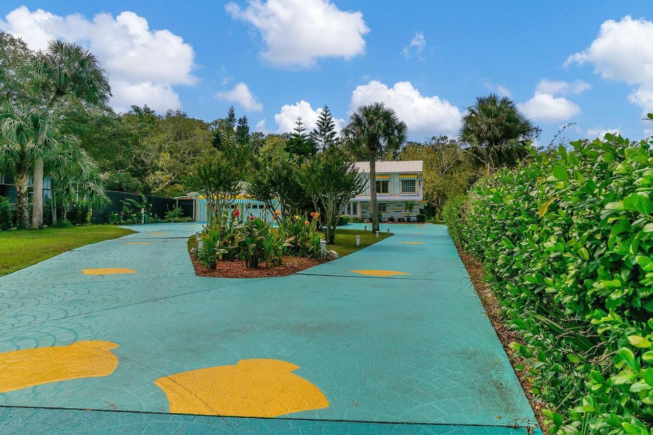 Pams Mermaid House With Riverfront Yard And Lanai! Weeki Wachee Exterior foto