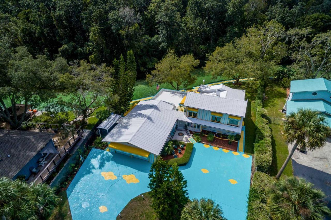 Pams Mermaid House With Riverfront Yard And Lanai! Weeki Wachee Exterior foto